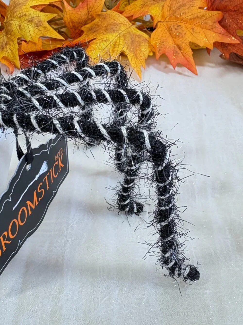 Broomstick Blvd Halloween Creepy Spooky Fuzzy Spider Prop Figure 10